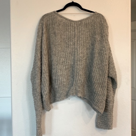 Free People Moonbeam V neck sweater-size Small-gray - Picture 8 of 8